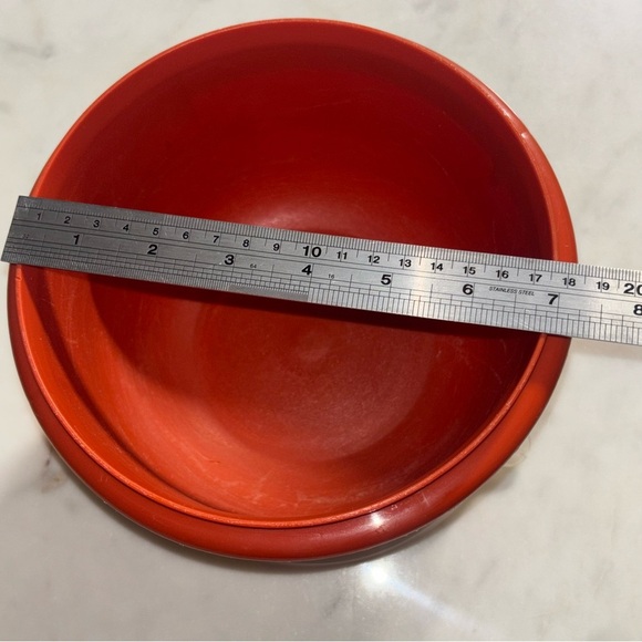 Vintage Tupperware 271-9 burnt orange mixing bowl with lid - Picture 7 of 8